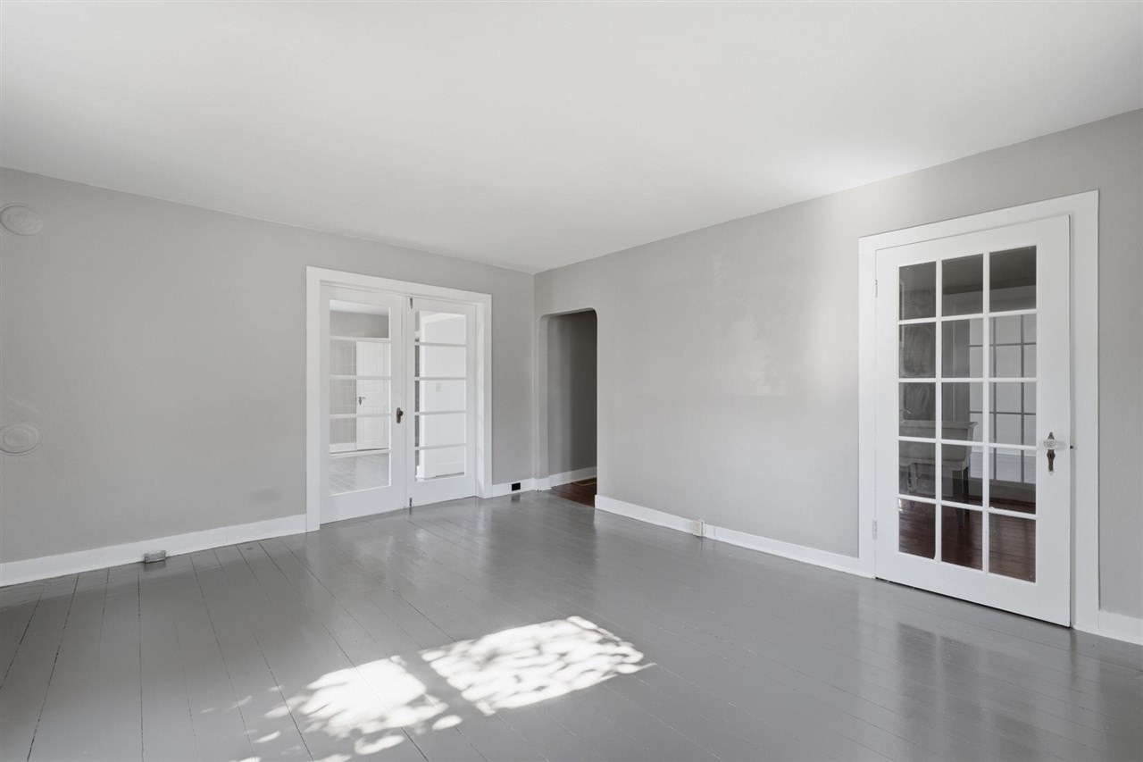 705 47th Avenue Amana IA 52203