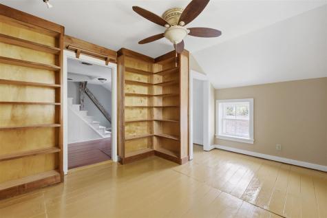 705 47th Avenue Amana IA 52203