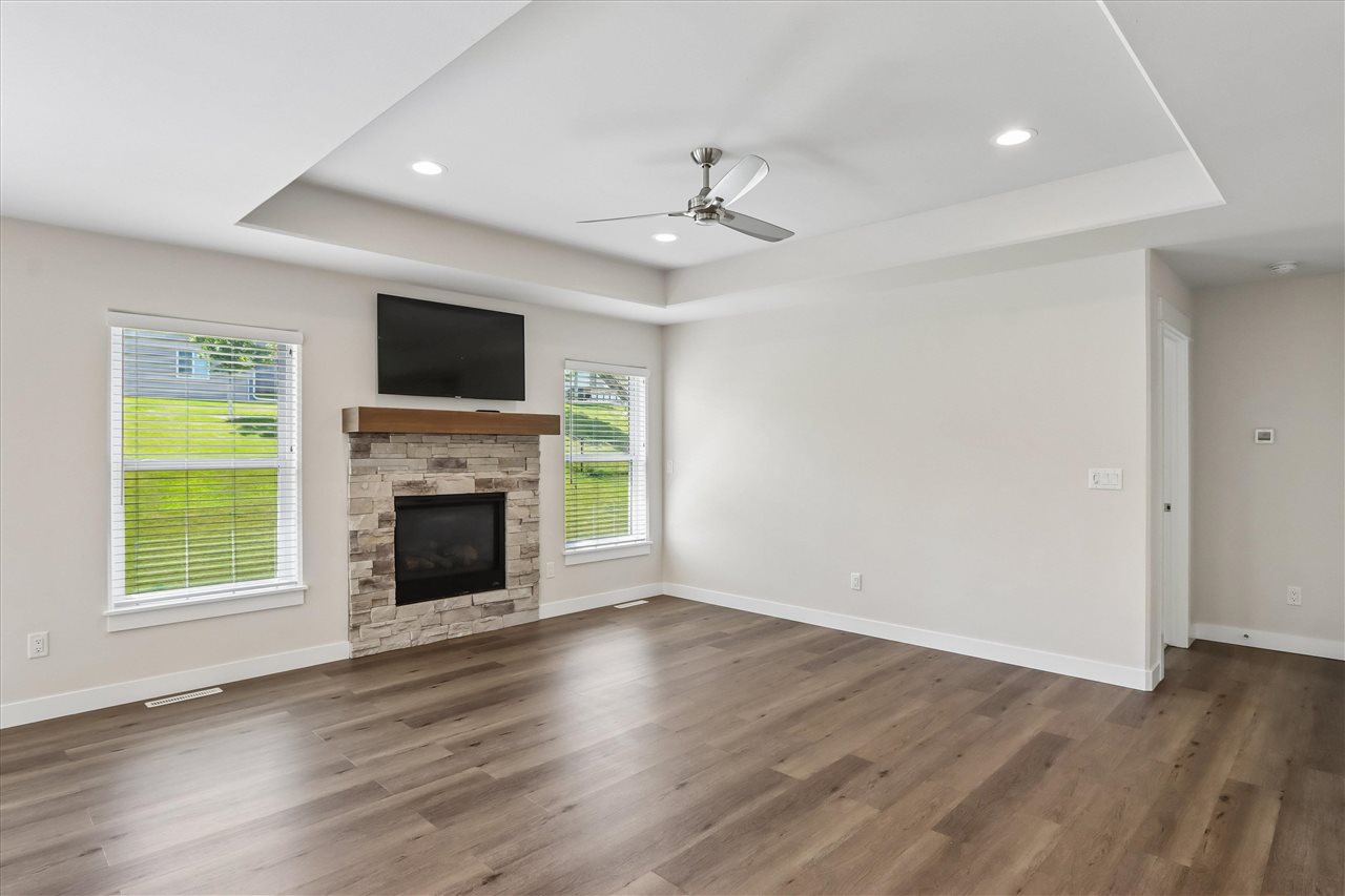 559 Dakota Avenue Tiffin IA 52340