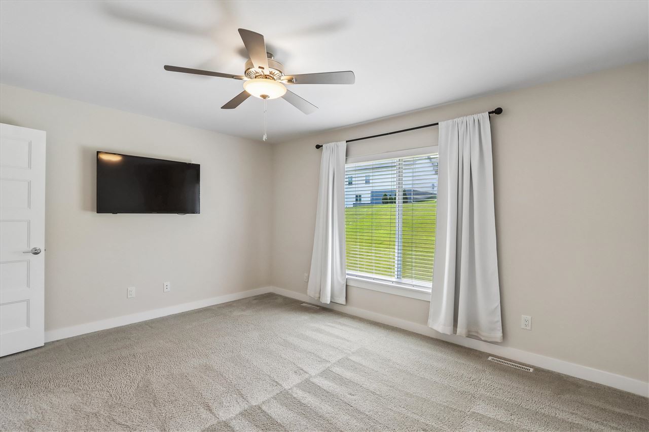 559 Dakota Avenue Tiffin IA 52340