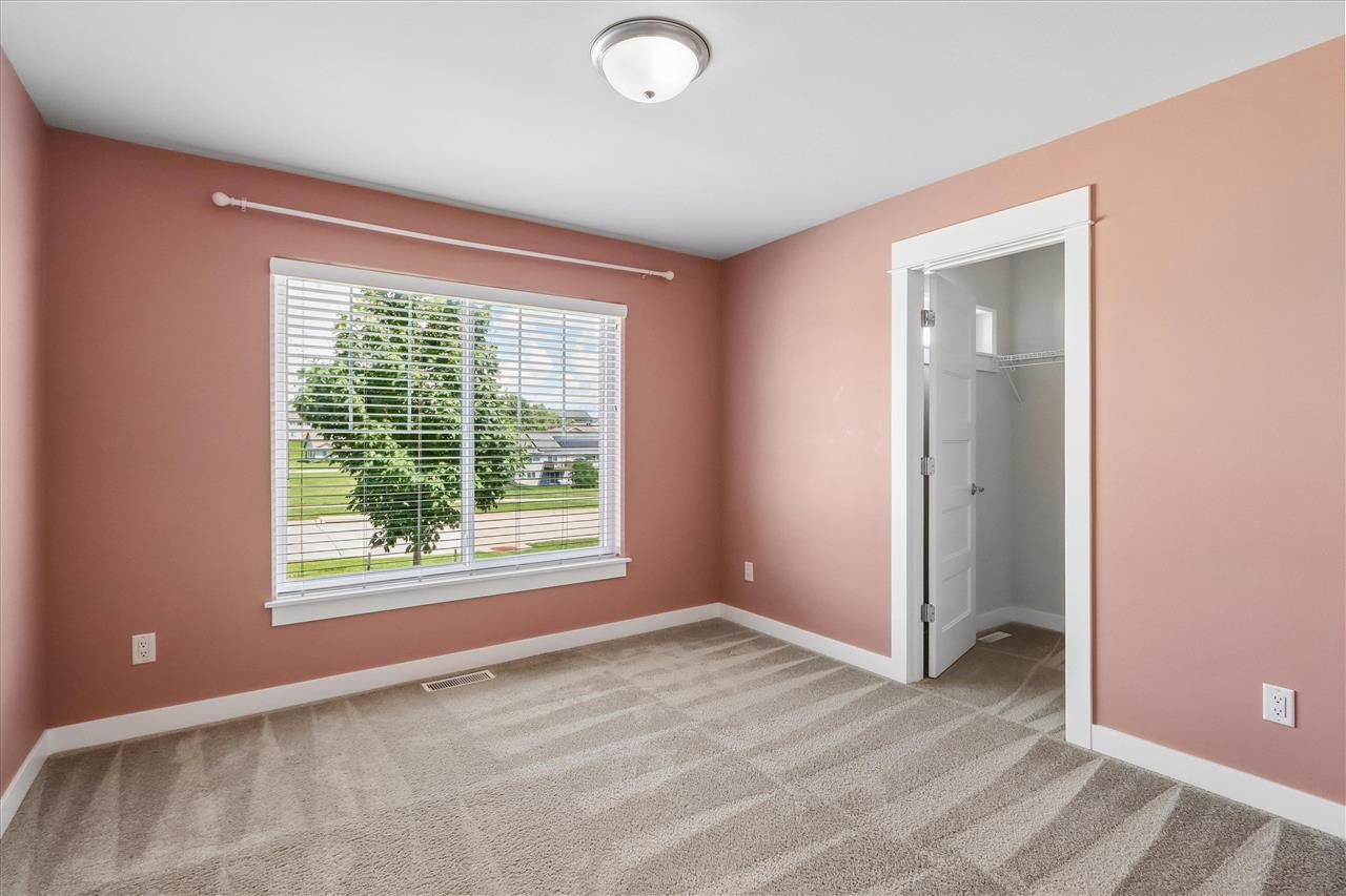559 Dakota Avenue Tiffin IA 52340