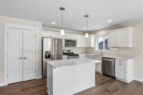 559 Dakota Avenue Tiffin IA 52340