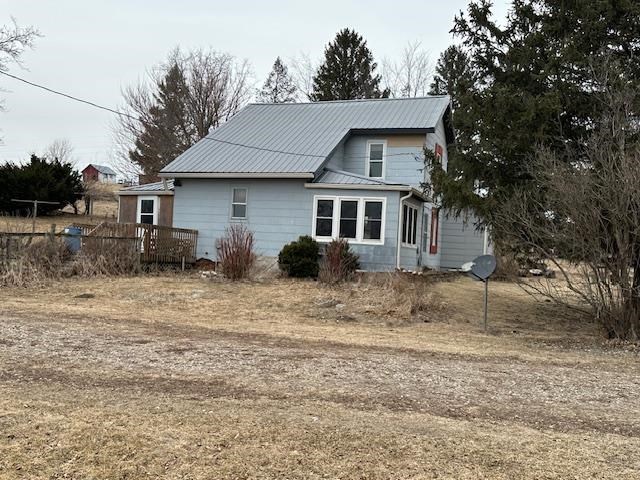 3011 Black Hawk Avenue NW Oxford IA 52322