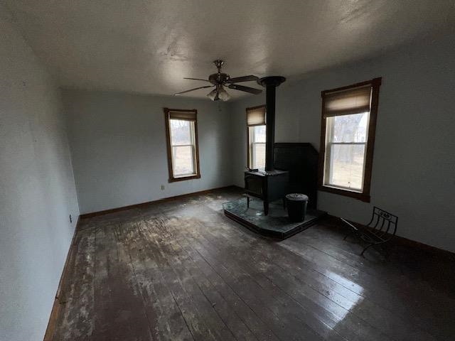 3011 Black Hawk Avenue NW Oxford IA 52322