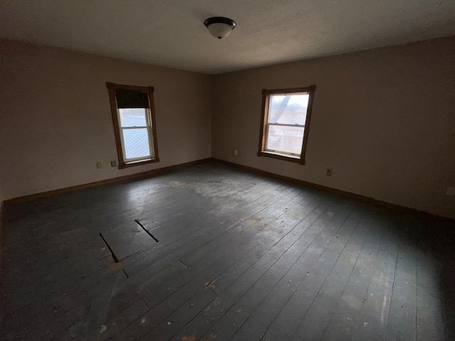 3011 Black Hawk Avenue NW Oxford IA 52322