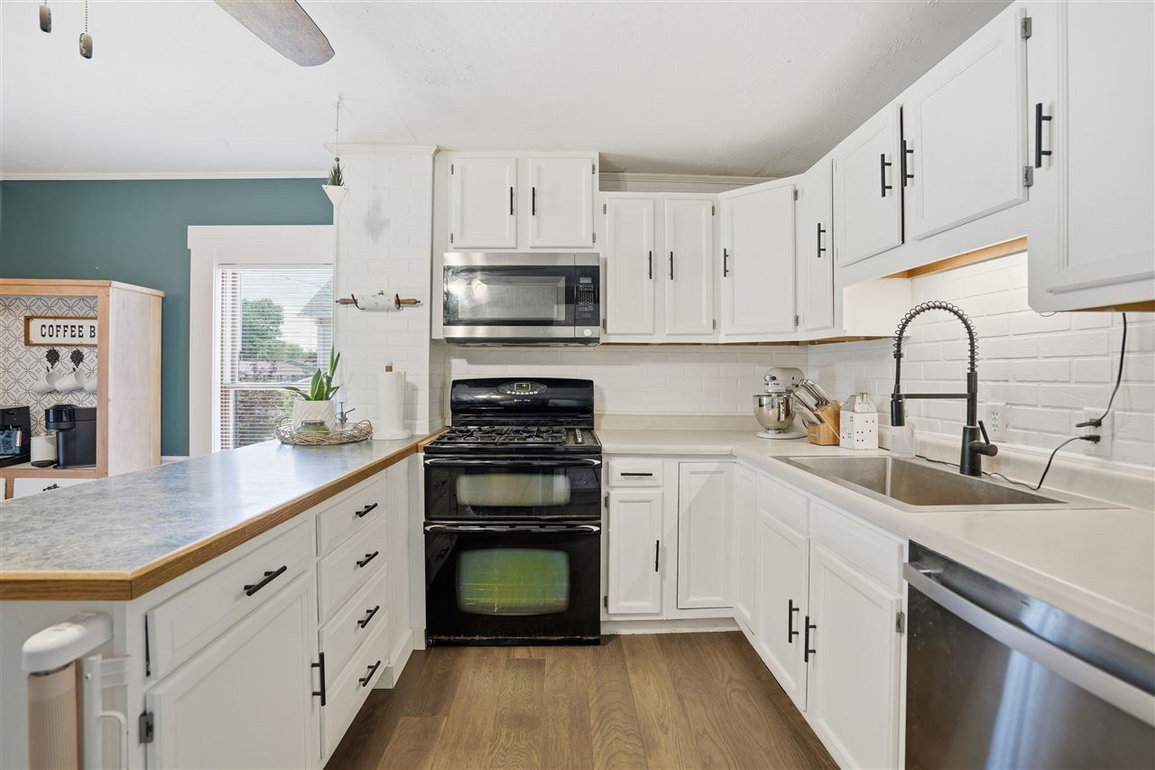 896 Climer Street Muscatine IA 52761