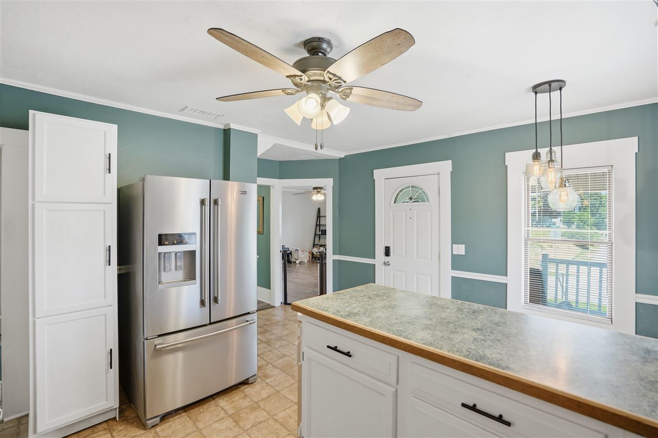 896 Climer Street Muscatine IA 52761