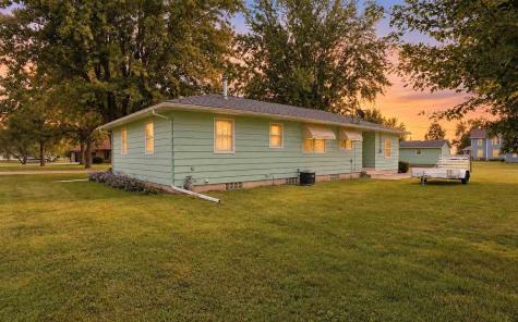 301 S Jefferson Street Brighton IA 52540