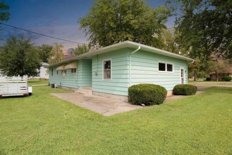 301 S Jefferson Street Brighton IA 52540