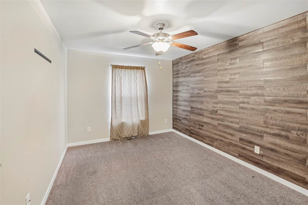 916 Jackson Street Tiffin IA 52340