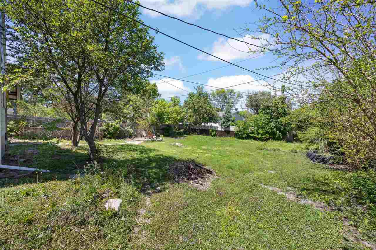 1050 27th Street NE Cedar Rapids IA 52402