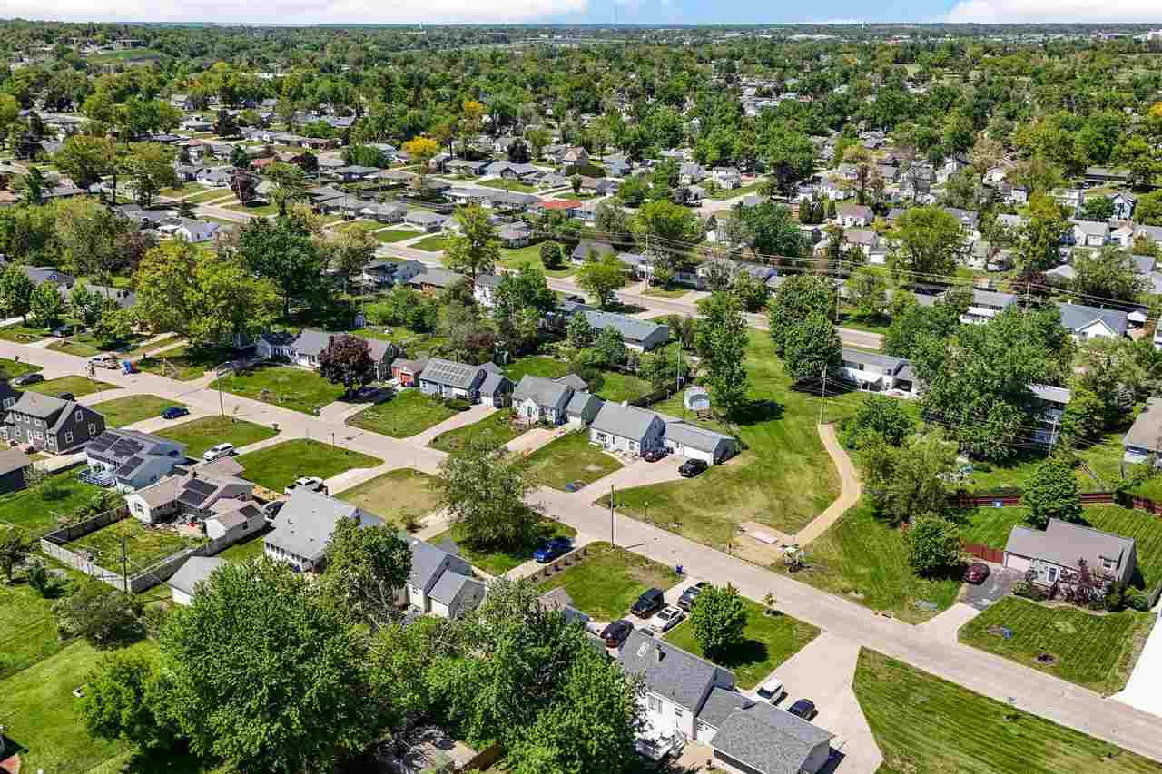 1050 27th Street NE Cedar Rapids IA 52402