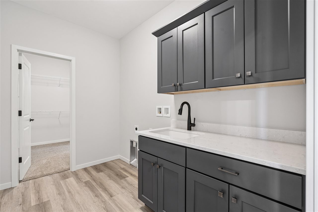 235 Chadwick Lane Iowa City IA 52245