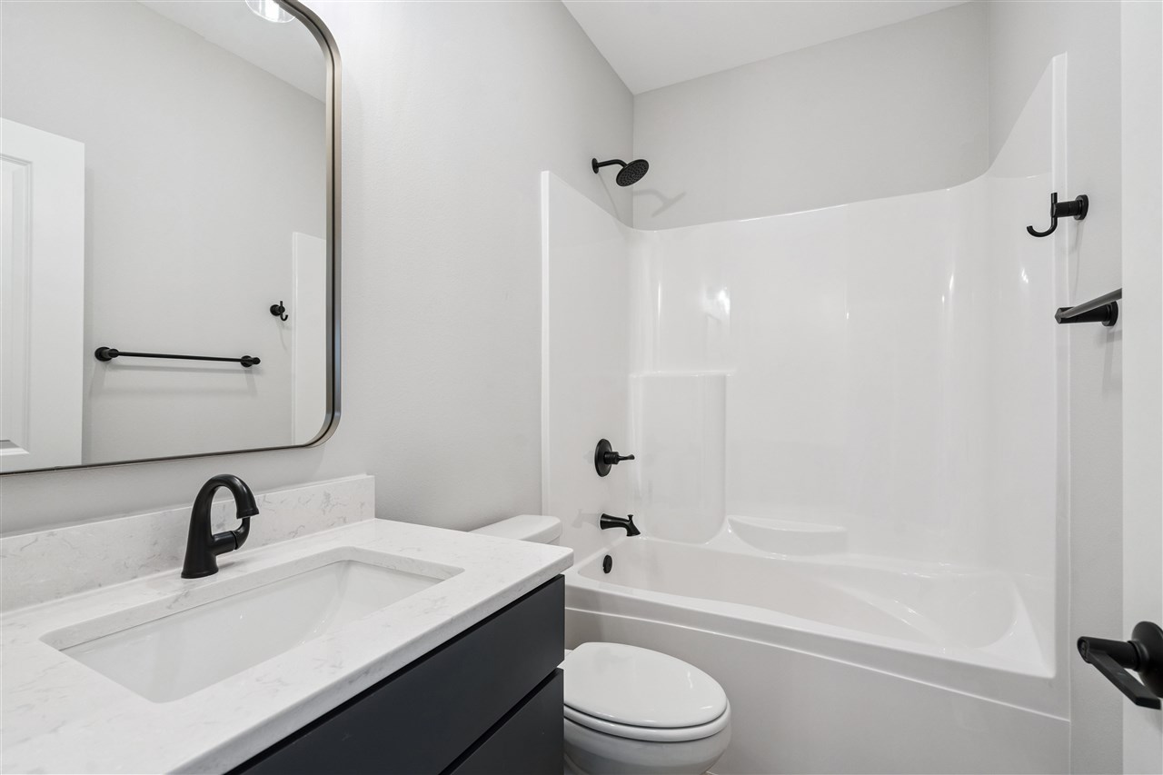 235 Chadwick Lane Iowa City IA 52245