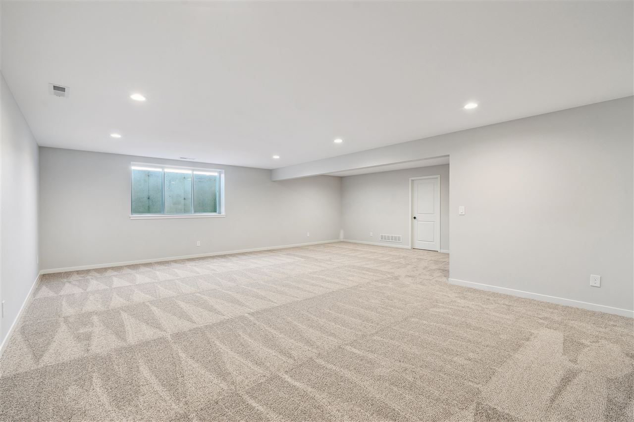 235 Chadwick Lane Iowa City IA 52245