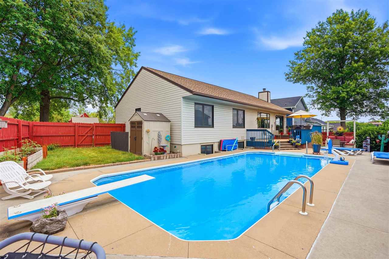 398 Sierra Trace Coralville IA 52241