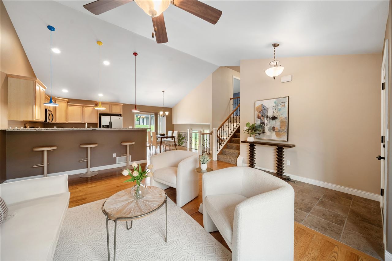 2513 Belmont Drive Coralville IA 52241