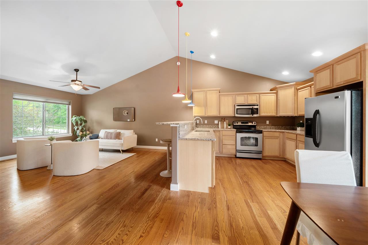 2513 Belmont Drive Coralville IA 52241