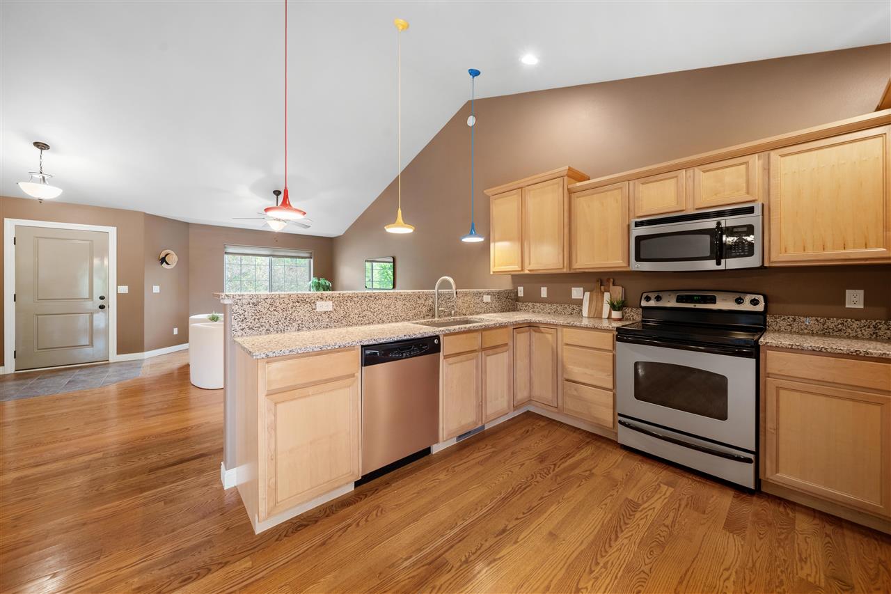2513 Belmont Drive Coralville IA 52241