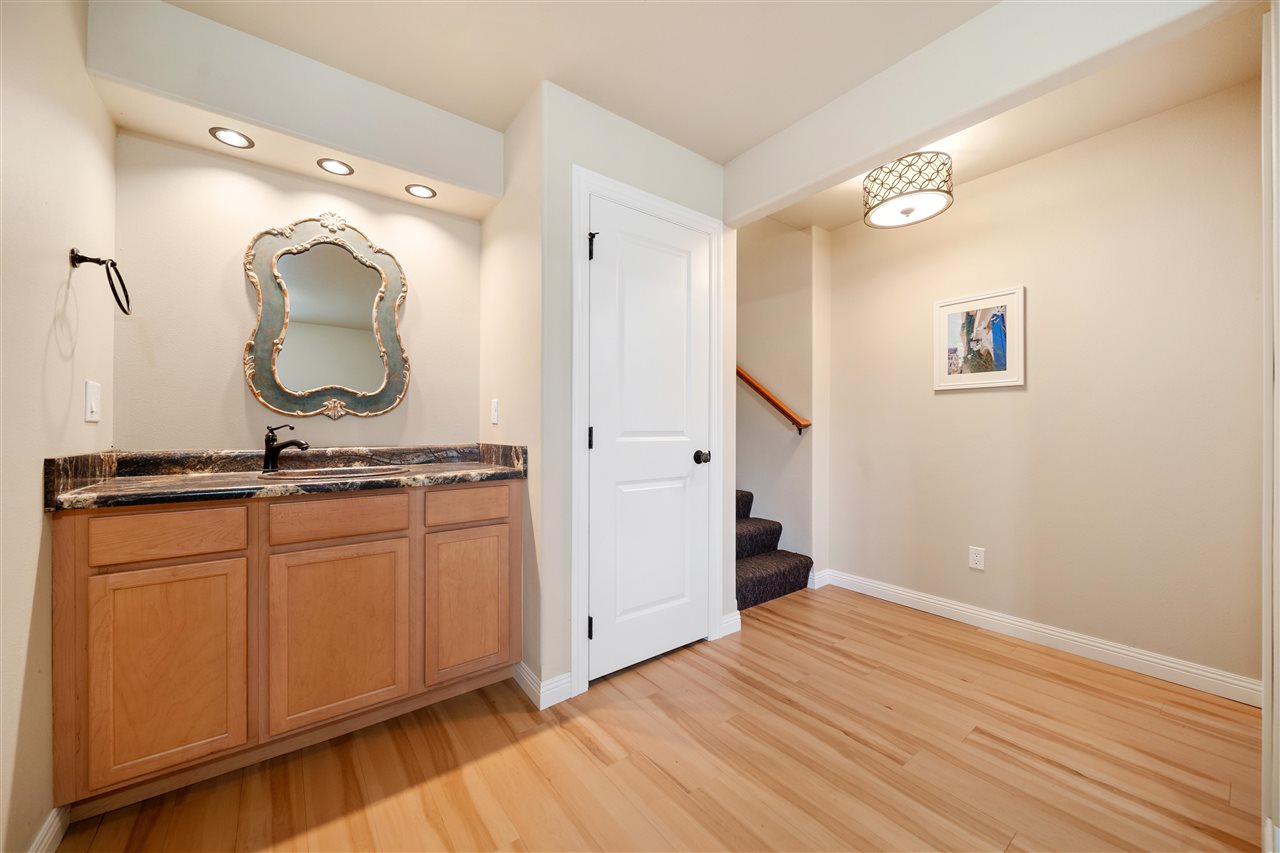 2513 Belmont Drive Coralville IA 52241