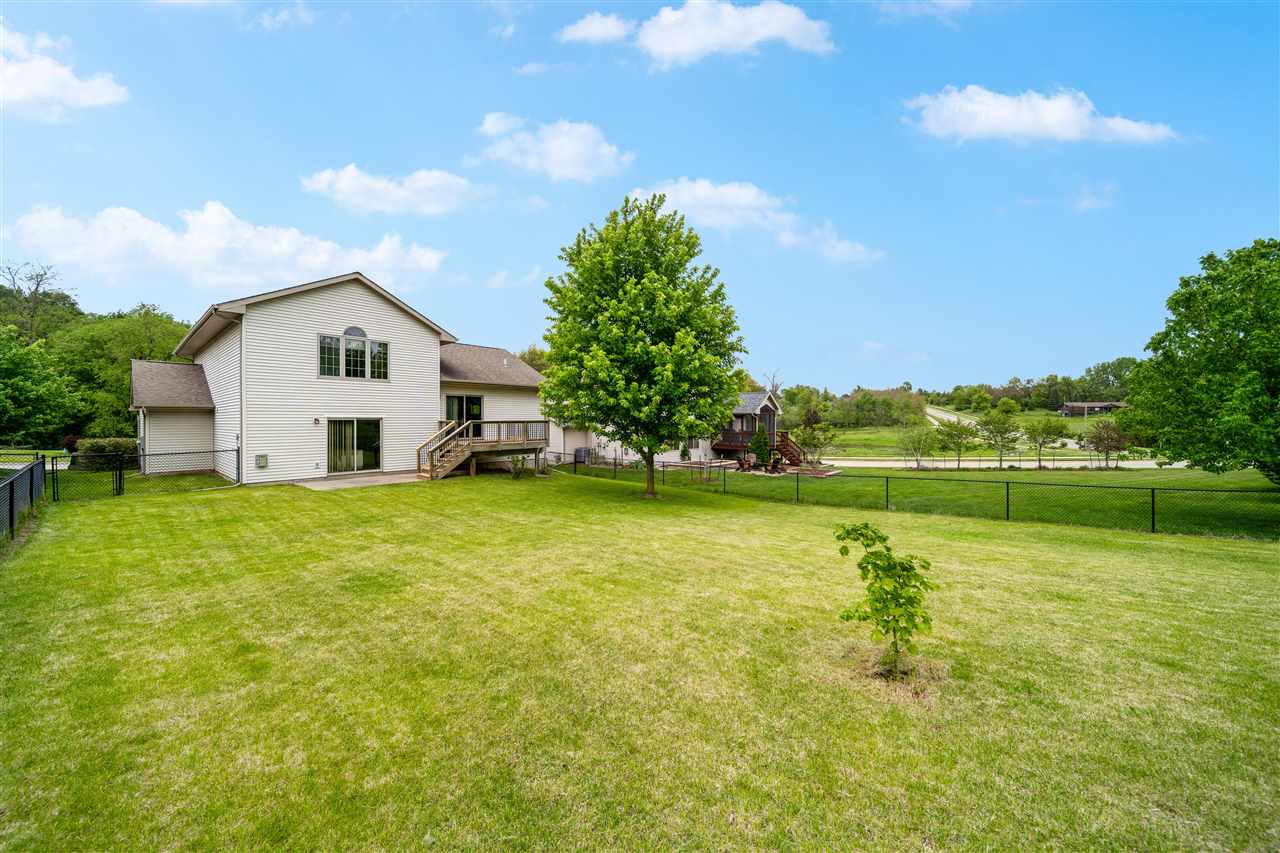 2513 Belmont Drive Coralville IA 52241