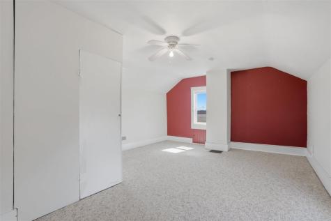 2789 Highway 22 Riverside IA 52327