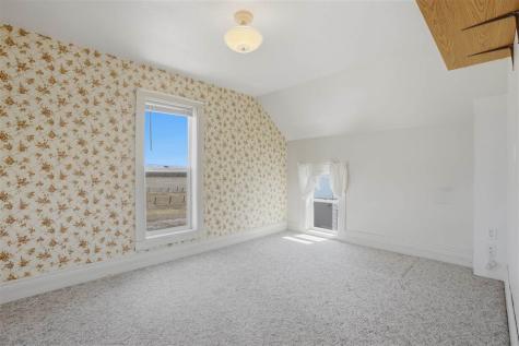 2789 Highway 22 Riverside IA 52327
