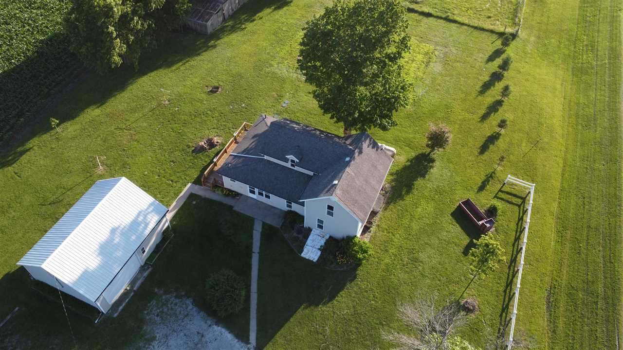 2789 Highway 22 Riverside IA 52327