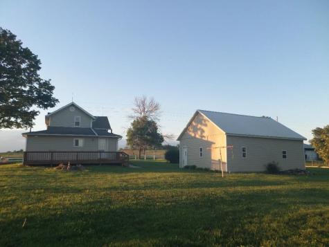 2789 Highway 22 Riverside IA 52327