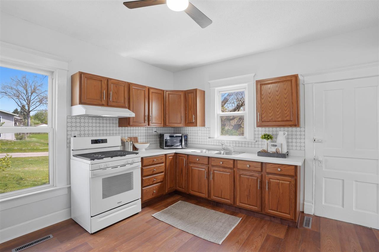 712 10th Avenue Wellman IA 52356