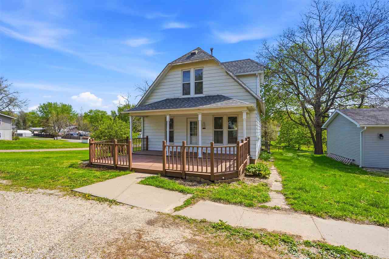 712 10th Avenue Wellman IA 52356