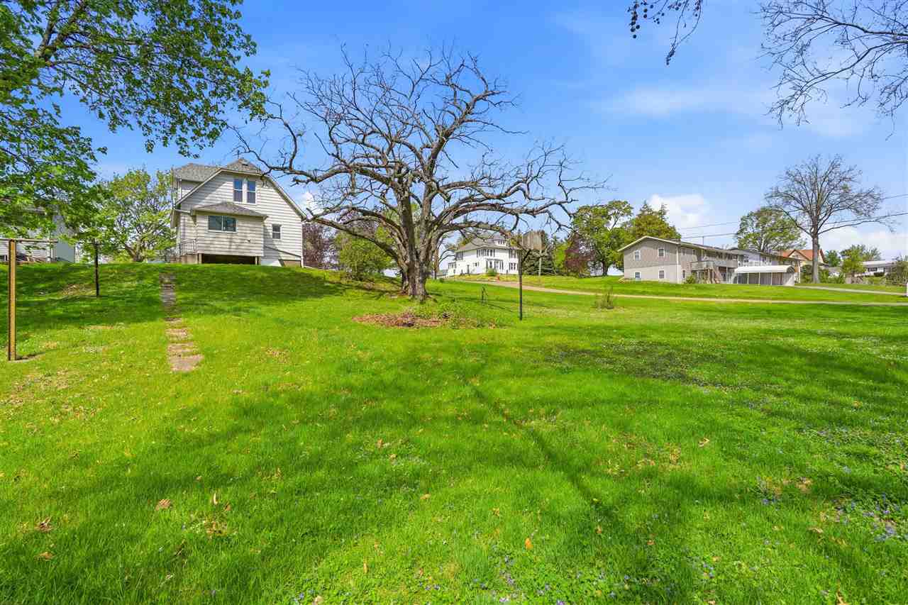 712 10th Avenue Wellman IA 52356