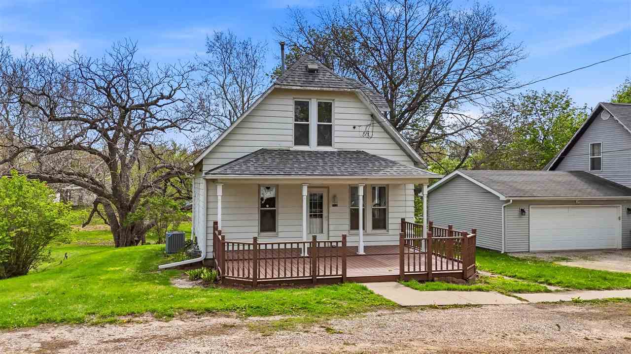 712 10th Avenue Wellman IA 52356