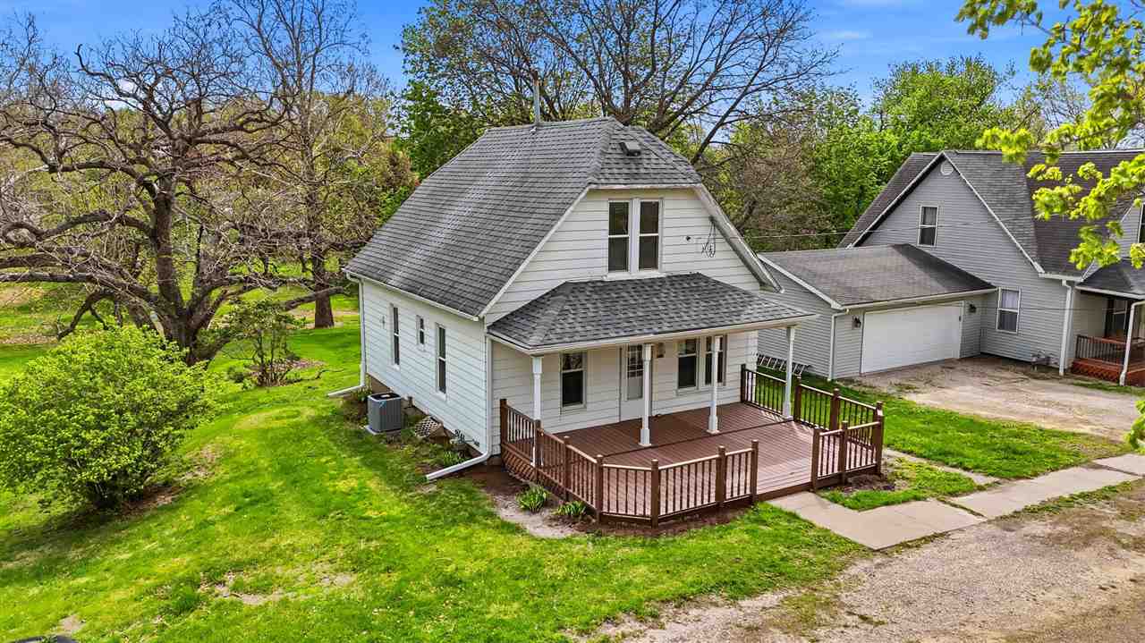 712 10th Avenue Wellman IA 52356