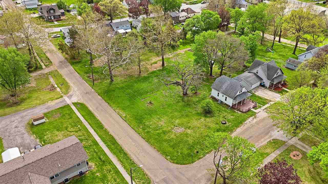 712 10th Avenue Wellman IA 52356