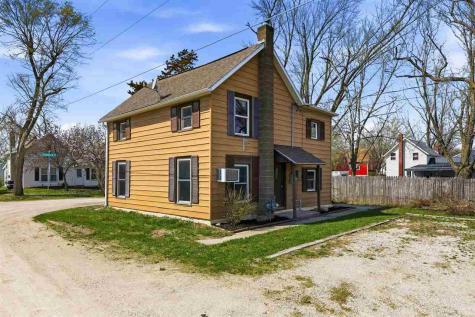411 Johnson Drive Toddville IA 52341