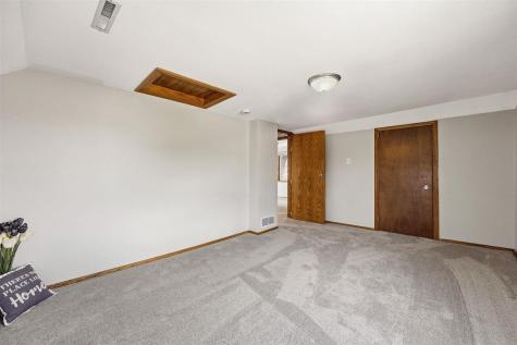 411 Johnson Drive Toddville IA 52341