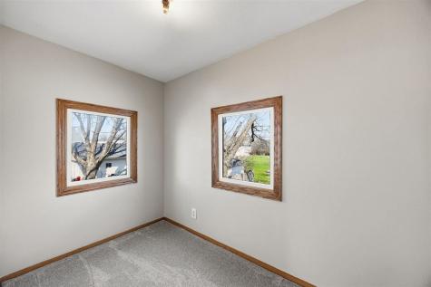 411 Johnson Drive Toddville IA 52341