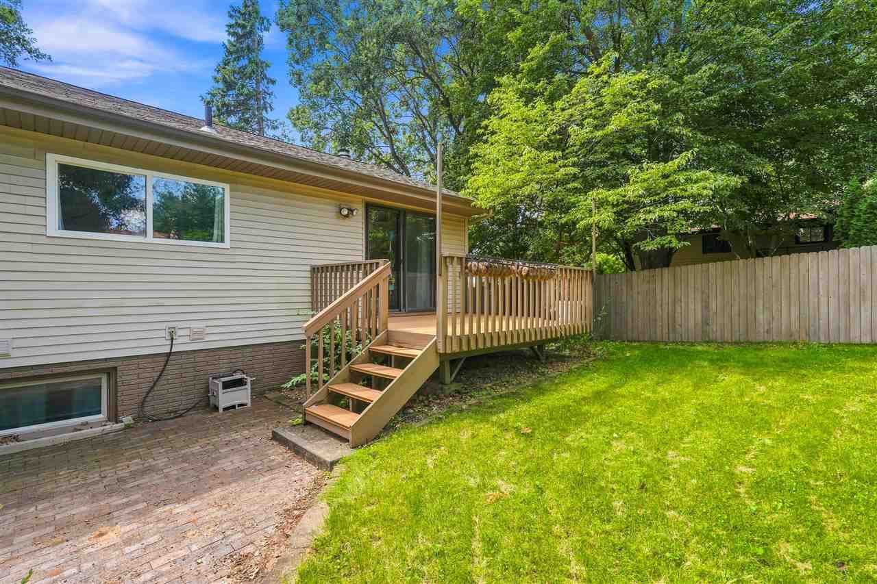 22 Wrexham Drive Iowa City IA 52246