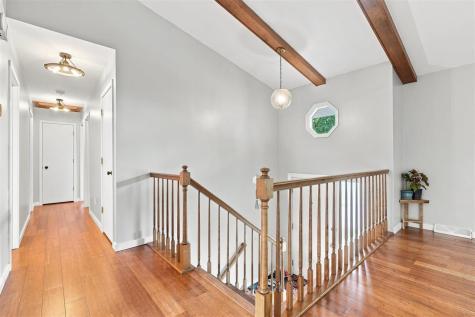 22 Wrexham Drive Iowa City IA 52246