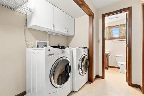 22 Wrexham Drive Iowa City IA 52246