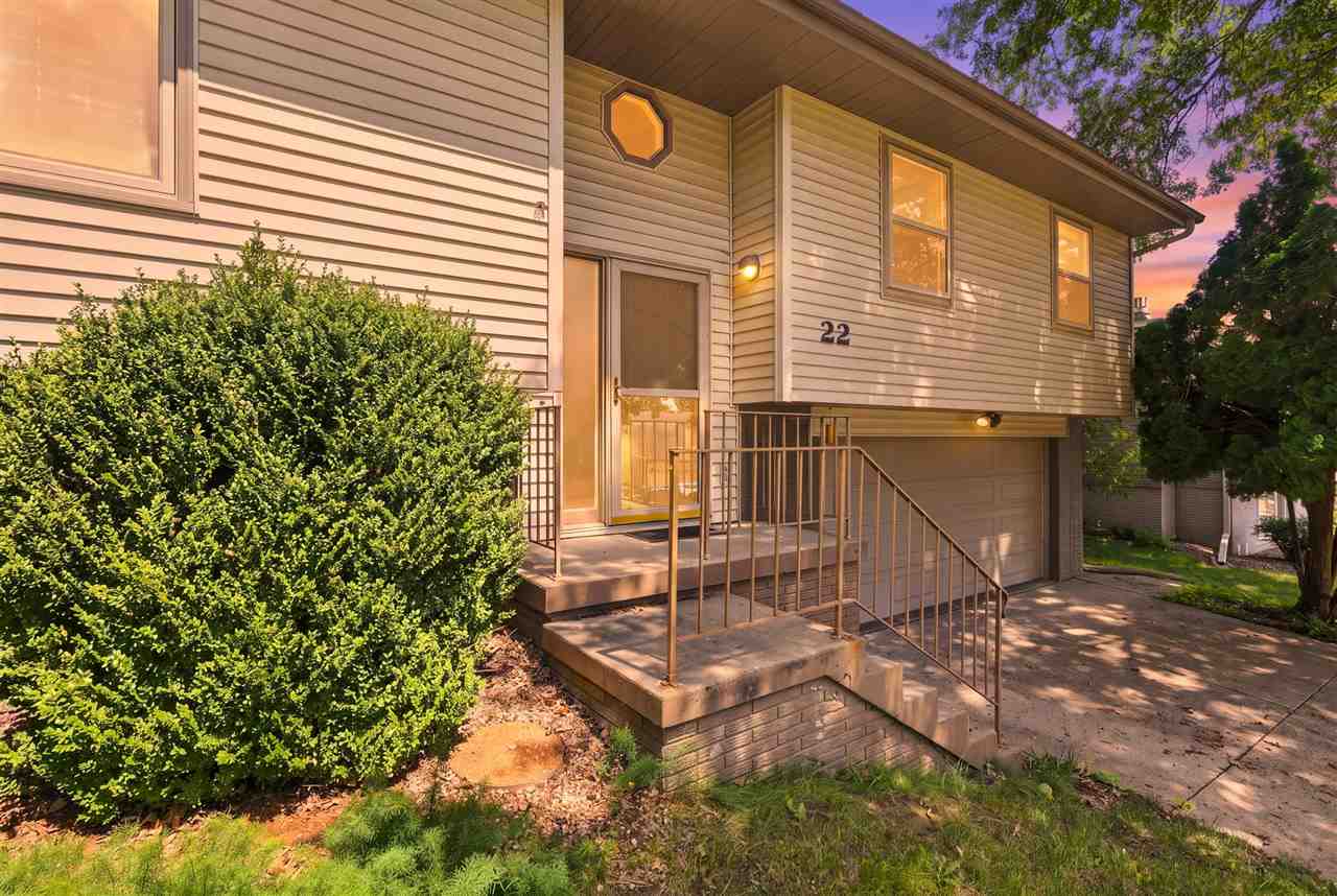 22 Wrexham Drive Iowa City IA 52246