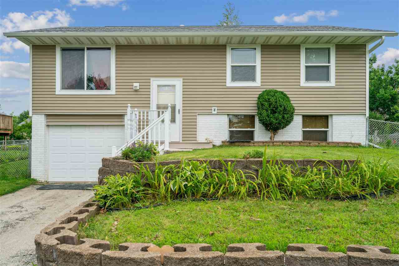 6612 Inwood Lane NE Cedar Rapids IA 52402