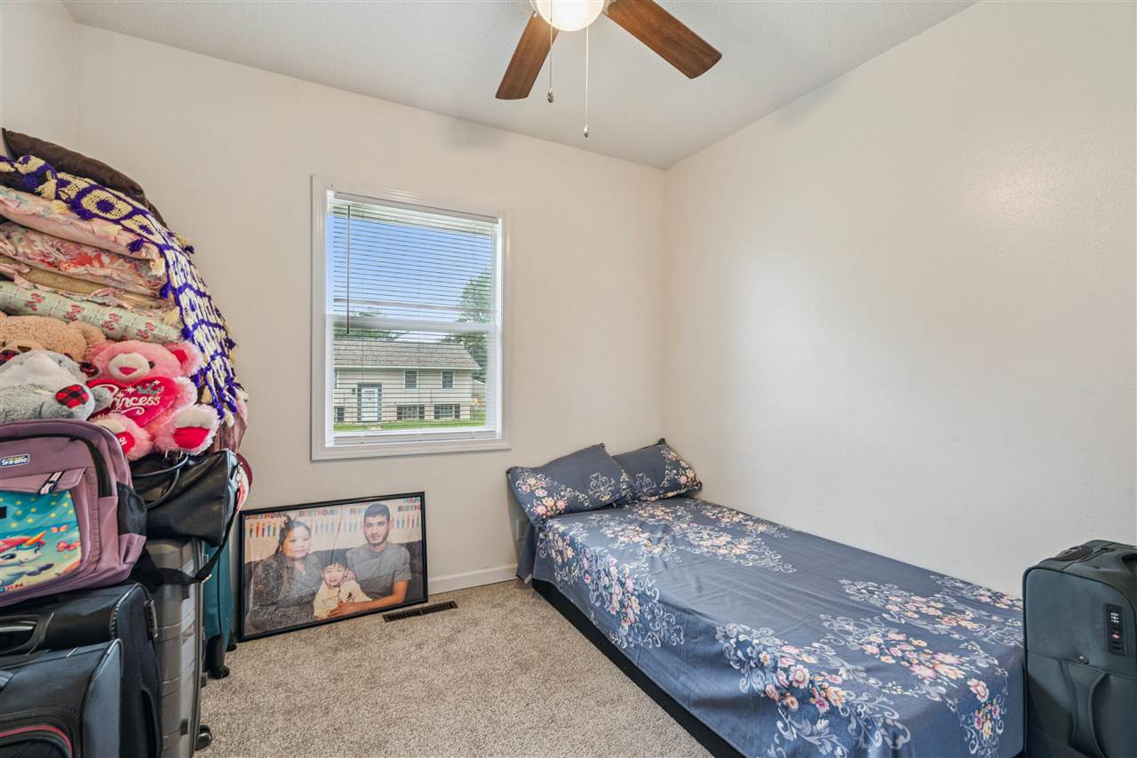 6612 Inwood Lane NE Cedar Rapids IA 52402