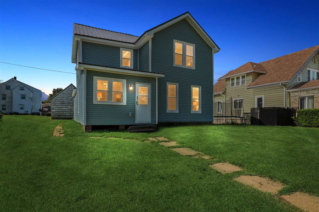 807 4th Street Victor IA 52347