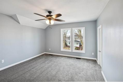 807 4th Street Victor IA 52347