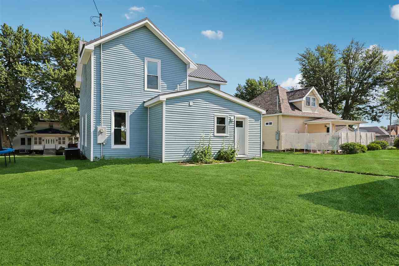 807 4th Street Victor IA 52347