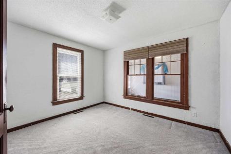 406 4th Street Deep River IA 52222