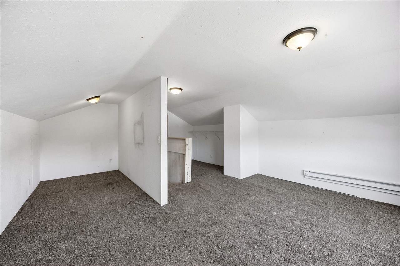 406 4th Street Deep River IA 52222