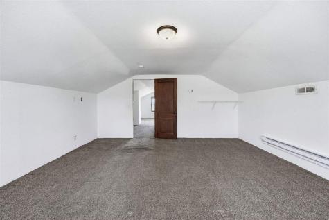 406 4th Street Deep River IA 52222